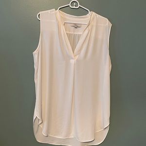 White/Cream Sleeveless Blouse